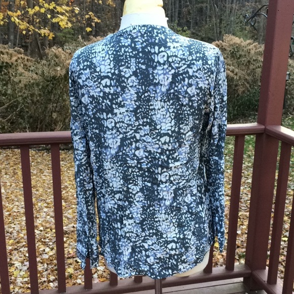 SOFT joie XS grey combo front button top . - Picture 4 of 9